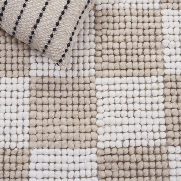 Safavieh Natura Runner Area Rug - Luxurious Handmade Flatweave Design For Timeless Bohemian Home Decor Taupe ,Ivory 80% Wool,20% Cotton Nat288e-5