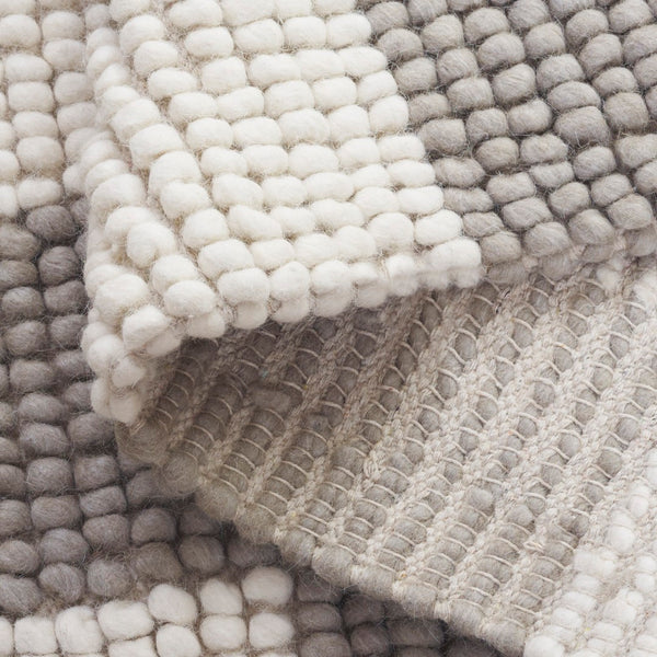 Safavieh Natura Bohemian-inspired Area Rug - Stylish, Durable, And Cozy Addition For Any Home Décor Grey ,Ivory 80% Wool,20% Cotton Nat288f-3