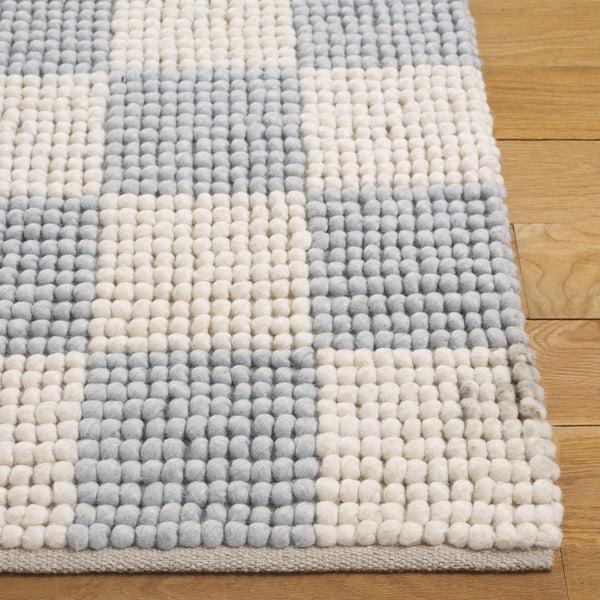 Safavieh Natura Runner Area Rug - Luxurious Handmade Flatweave Design For Timeless Bohemian Home Decor Light Blue ,Ivory 80% Wool,20% Cotton Nat288l-5