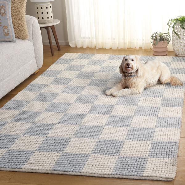 Safavieh Natura Runner Area Rug - Luxurious Handmade Flatweave Design For Timeless Bohemian Home Decor Light Blue ,Ivory 80% Wool,20% Cotton Nat288l-5