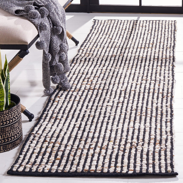 Safavieh Natura Flat-Weave Black & Ivory Wool-Jute Rug — Low-Profile Durable Design For Modern Living Spaces 10'-0" x 14'-0" NAT331Z-10