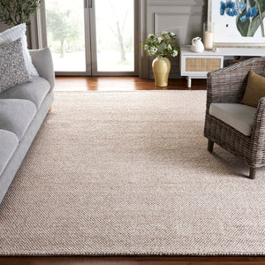 Safavieh Natura Handwoven Area Rug - Timeless Elegance In A Versatile Design For Luxurious Home Décor Beige ,Ivory 70% Wool 20% Cotton And 10% Polyester. Nat425b-68ov