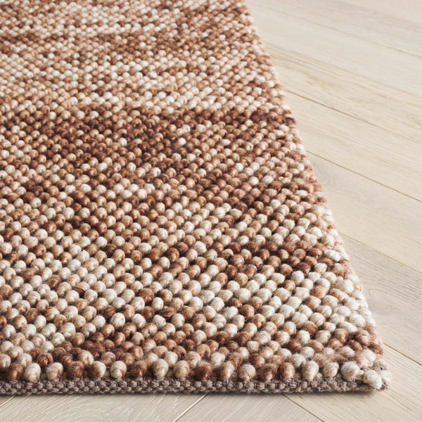 Safavieh Natura Handwoven Area Rug - Exquisite Indian Craftsmanship For Elegant Living Spaces And Comfort Rust ,Brown 70% Wool 20% Cotton And 10% Polyester. Nat425p-5