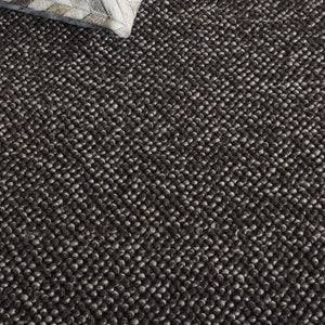 Safavieh Natura Handwoven Area Rug - Exquisite Indian Craftsmanship For Elegant Living Spaces And Comfort Black ,Grey 70% Wool 20% Cotton And 10% Polyester. Nat425z-5