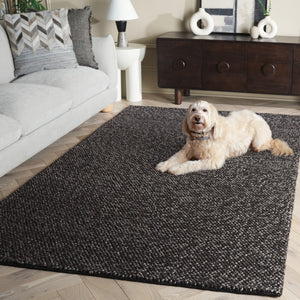 Safavieh Natura Handwoven Area Rug - Timeless Elegance In A Versatile Design For Luxurious Home Décor Black ,Grey 70% Wool 20% Cotton And 10% Polyester. Nat425z-3