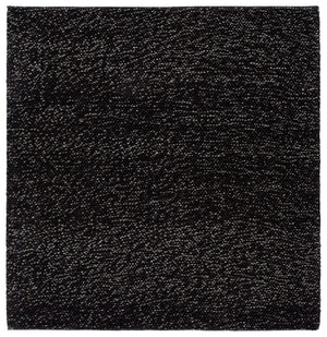 Safavieh Natura Handwoven Area Rug - Timeless Elegance In A Versatile Design For Luxurious Home Décor Black ,Grey 70% Wool 20% Cotton And 10% Polyester. Nat425z-3