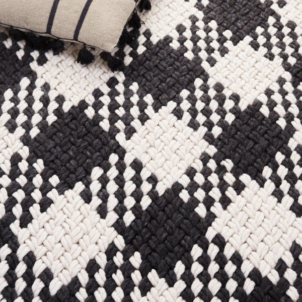 Safavieh Natura Hand Woven Wool Blend Area Rug Ivory Black Flatweave for Living Room NAT430Z-5
