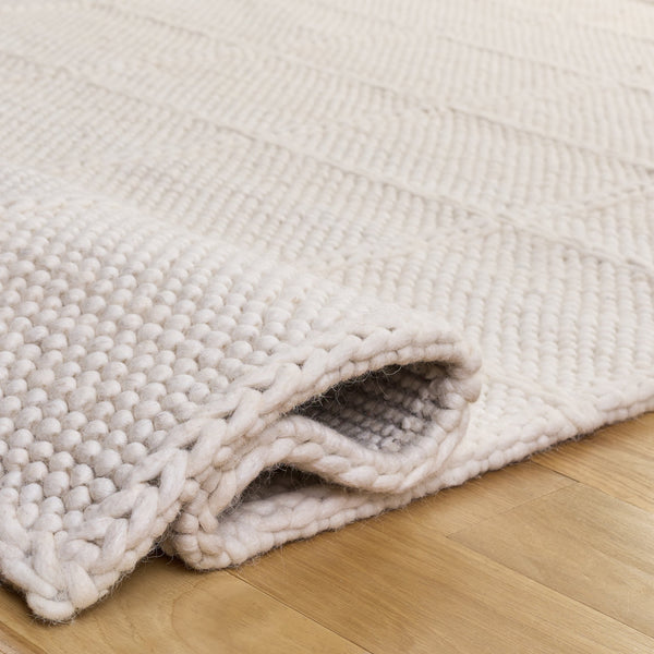 Safavieh Natura Hand-Woven Ivory Runner — Low-Profile Wool-Cotton Blend For Hallways, Durable & Coastal-Friendly 2'-3" x 9'-0" NAT432A-29