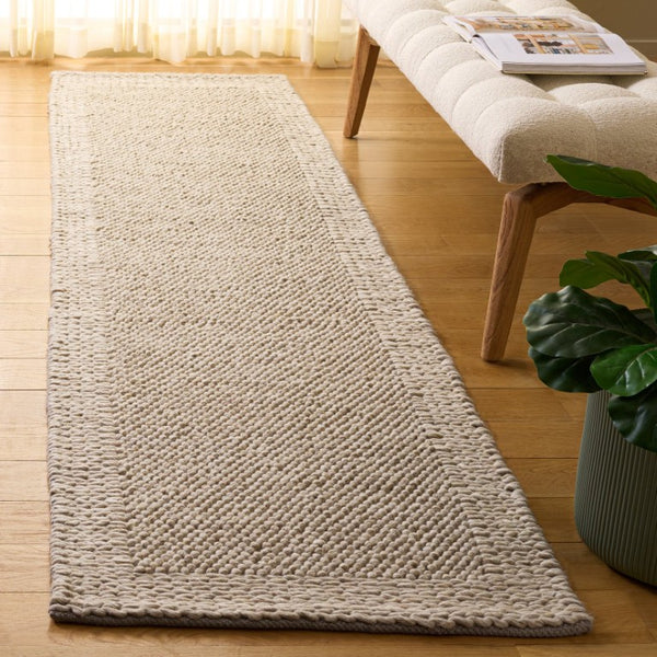 Safavieh Natura Hand-Woven Wool Blend Runner Rug Solid Beige Hallway and Bedroom Accent NAT436B-29