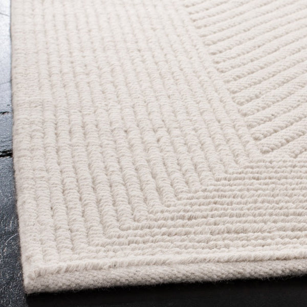Safavieh Natura Hand-Woven Wool Cotton Ivory Square Rug Soft Textural Accent for Any Room 3' x 3' NAT450A-3SQ