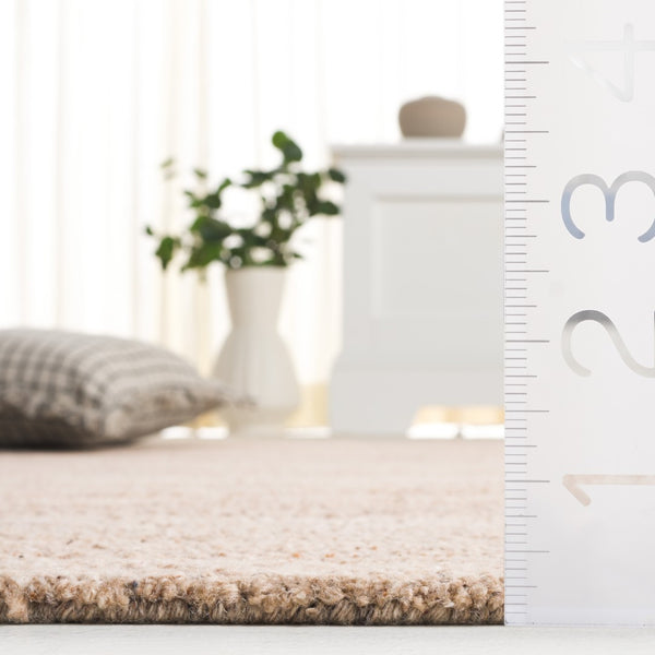 Safavieh Natura Hand-woven Area Rug - Modern Elegance Meets Traditional Craftsmanship For Cozy Living Spaces Beige 80% Wool,20% Cotton Nat462b-9