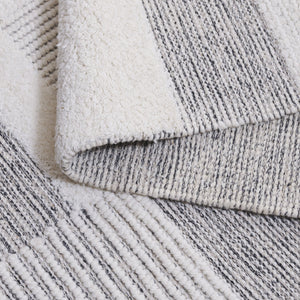 Safavieh Natura Handwoven Ivory & Charcoal Geometric Rug — Low-Profile Wool-Cotton Blend For Modern Homes 3'-0" x 5'-0" NAT506A-3