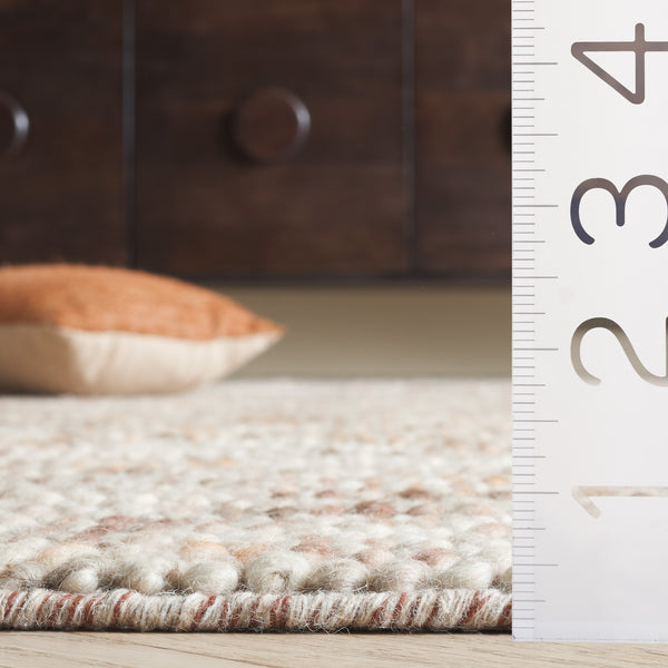 Safavieh Natura Exquisite Area Rug - Timeless Elegance In Soft Wool & Cotton, Ideal For Any Home Decor Dark Brown ,Beige 80% Wool And 20% Cotton Nat620e-8