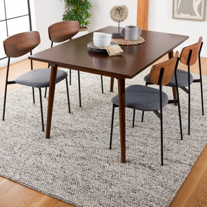 Safavieh Natura Exquisite Area Rug - Timeless Elegance In Soft Wool & Cotton, Ideal For Any Home Decor Light Grey ,Ivory 80% Wool And 20% Cotton Nat620g-68