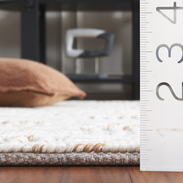 Safavieh Natura Hand-loomed Wool Rug - Elegant Modern Design In Earthy Tones For A Cozy Home Atmosphere Brown ,Ivory Wool Pile Nat701t-6sq