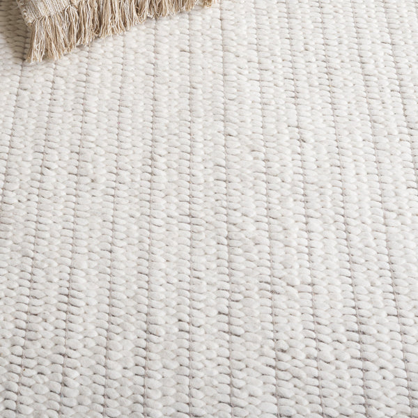 Safavieh Natura Hand-loomed Wool Runner Rug – Elevate Your Space With Luxurious Comfort And Timeless Design Ivory Wool Pile Nat706a-8