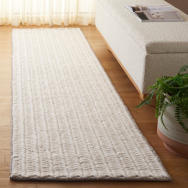 Safavieh Natura Hand-loomed Wool Runner Rug - Artisan-crafted Modern Design For Elegant Living Spaces Ivory Wool Pile Nat707a-6