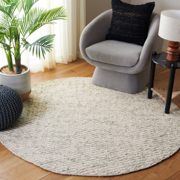 Safavieh Natura Hand Loomed Wool Shag Round Rug Plush Flokati Pile for Bohemian Living NAT717Y-6R