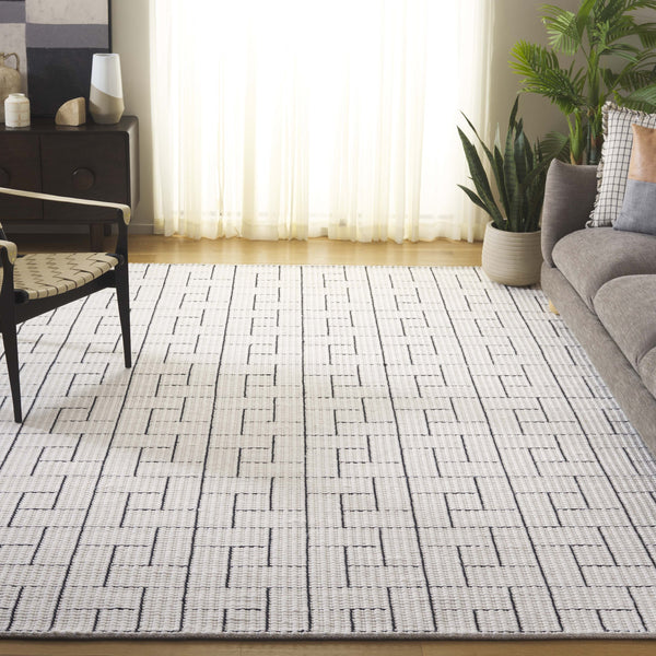 Safavieh Natura Hand-loomed Wool Area Rug With Bold Geometric Pattern For Modern Elegance In Home Décor Ivory ,Black Wool Pile Nat719a-5