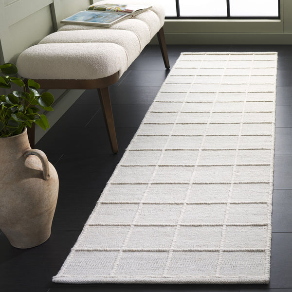 Safavieh Natura Hand Woven Runner Rug - Elegant Wool & Cotton Blend With Minimalist Design For Modern Spaces Ivory 85% Wool,15% Cotton Nat785a-28