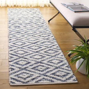 Safavieh Natura Handwoven Area Rug - Sustainable Luxury With Artisan Craftsmanship For Modern Living Spaces Navy ,Ivory 60% Denim,25% Salvage,15% Cotton Nat786n-4