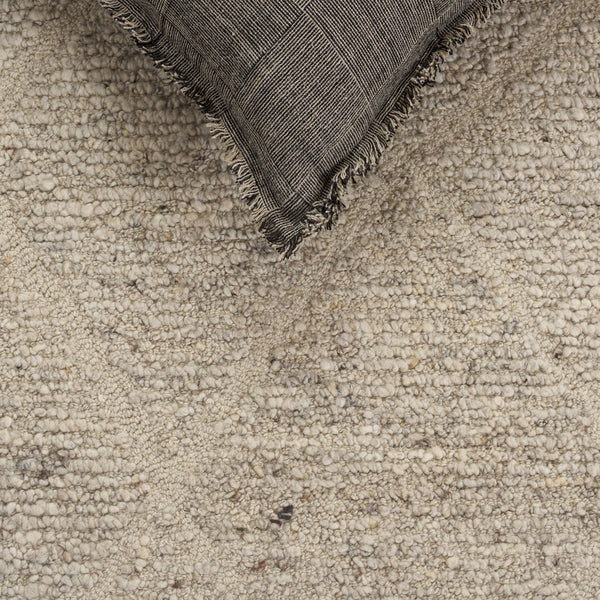 Safavieh Natura Hand Tufted Wool Area Rug 8' X 10' - Elegant Beige Geometric Design For Modern Interiors Beige Wool Pile Nat805b-8