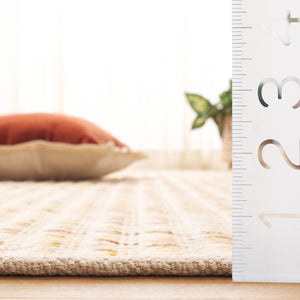 Safavieh Natura Handwoven Wool Runner Rug - Luxurious Texture, Timeless Elegance For Hallways & Living Spaces Gold ,Ivory Wool Nat841d-5