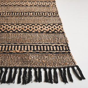 Safavieh Natural Fiber Area Rug - Stylish 3' X 5' Home Decor In Elegant Natural Ivory For Any Room Decor Natural ,Black 50% Jute,50% Cotton Nf123z-3