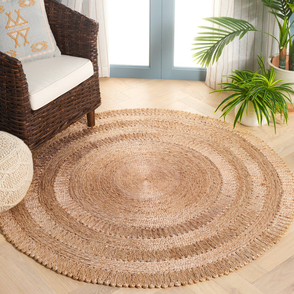Safavieh Natural Fiber Handmade Jute Area Rug – Earthy Elegance For Cozy Spaces, Authentic Indian Craftsmanship Natural Jute Nf229a-5r
