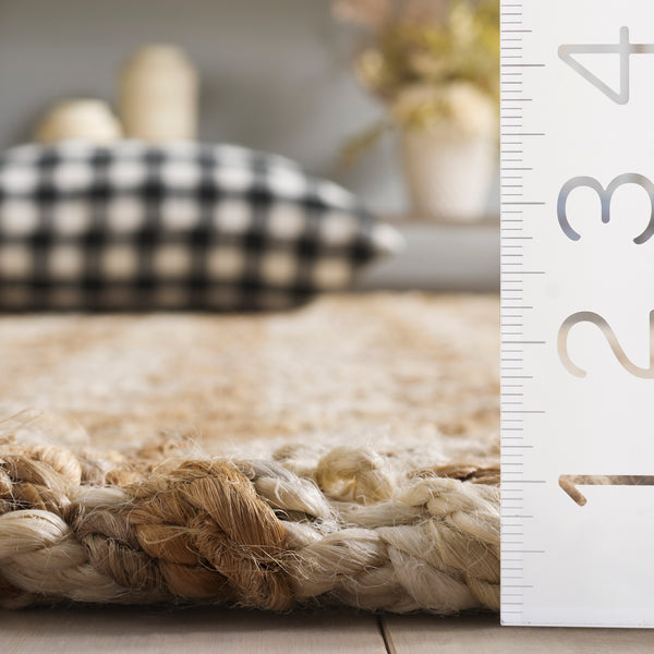 Safavieh Natural Handwoven Jute Runner Rug - Luxurious Minimalist Design For Stylish Home Decor Elegance Natural ,Bleach Jute Nf272a-5