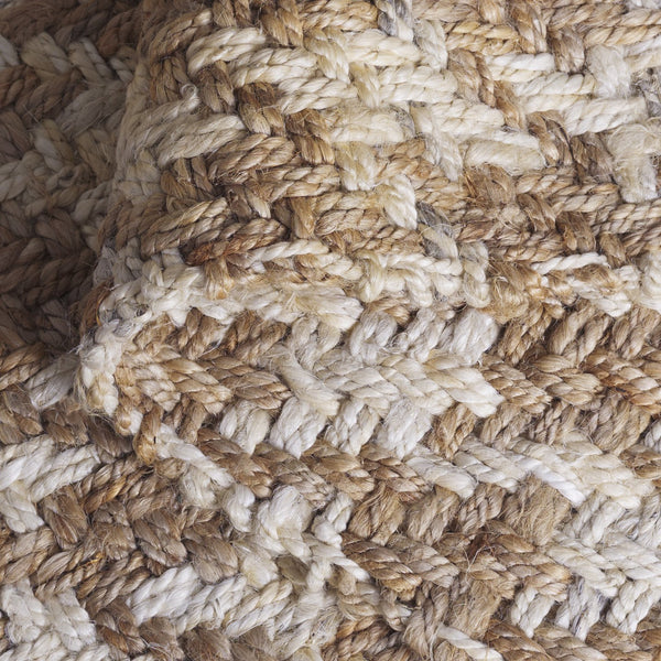 Safavieh Natural Handwoven Jute Runner Rug - Luxurious Minimalist Design For Stylish Home Decor Elegance Natural ,Bleach Jute Nf272a-5