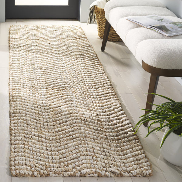 Safavieh Natural Fiber Runner Area Rug - Handwoven Jute Elegance From India For Stylish Home Décor Upgrade Natural ,Bleach Jute Nf273a-28