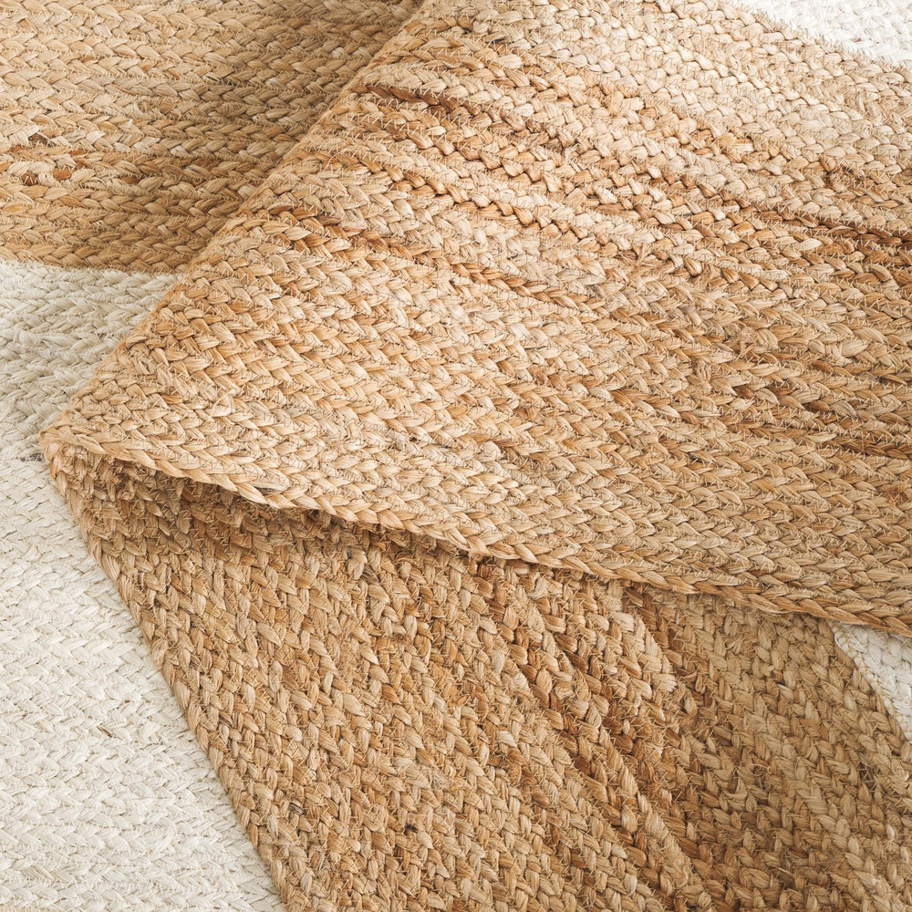 Safavieh Natural Handwoven Jute Area Rug 5' X 8' - Elegant Bleached Design For Modern Home Décor & Comfort Natural ,Bleach Jute Pile Nf362a-5