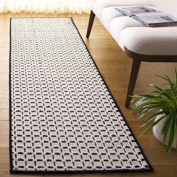 Safavieh Natural Fiber Area Rug - Elegant Geometric Design In Luxurious Wool Blend, Perfect For Any Room Ivory ,Black 71% Wool,17% Jute & 12% Polyester Nf489z-6