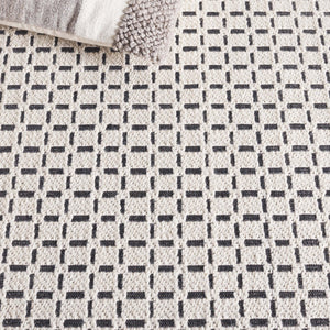 Safavieh Natural Fiber Runner Rug - Timeless Elegance Meets Durability, Perfect For High Traffic Areas! Ivory ,Black 71% Wool,17% Jute & 12% Polyester Nf489z-5