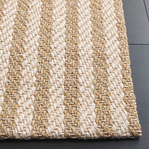 Safavieh Natural Fiber Runner Rug - Elegant Sisal Design For Corridors, Durable, Minimalist, Handcrafted Charm Natural ,Ivory Sisal Nf528b-5
