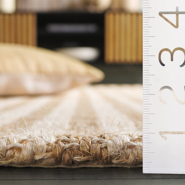 Safavieh Natural Fiber Runner Rug - Elegant Sisal Design For Corridors, Durable, Minimalist, Handcrafted Charm Natural ,Ivory Sisal Nf528b-5
