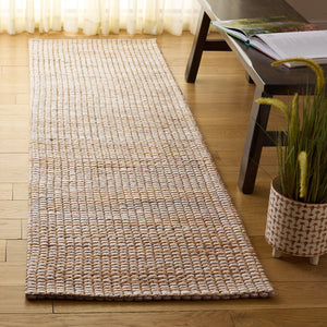 Safavieh Natural Runner Rug - Elegant Jacquard Weave In Soft Jute, Wool & Cotton Blend For Luxurious Spaces Natural ,Ivory 65% Jute,20% Wool,13% Cotton,2% Polyester Nf557a-28