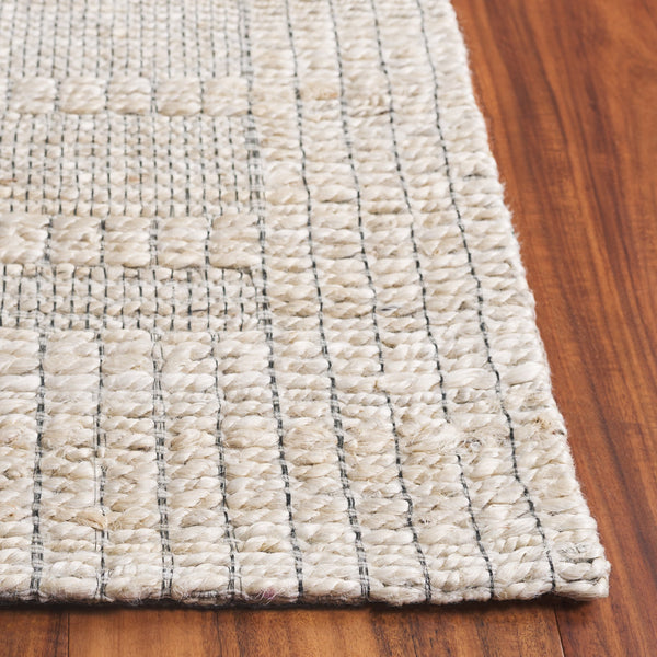 Safavieh Natural Fiber Runner Area Rug - Eco-friendly, Luxurious Design With Artisan Charm For Elegant Spaces Ivory 80% Hemp,15% Cotton,5% Polyester Nf558a-5