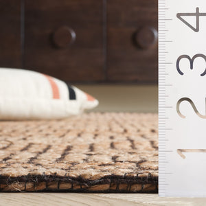 Safavieh Natural Fiber Area Rug – Elegant Eco-friendly Design In Geometric Motif For Stunning Home Decor Natural ,Black 80% Hemp,15% Cotton,5% Polyester Nf562a-6