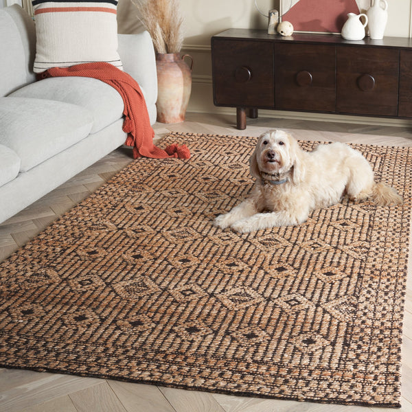 Safavieh Natural Fiber Runner Area Rug: Elegant Jacquard Weave Design In Striking Hues For Any Space Natural ,Black 80% Hemp,15% Cotton,5% Polyester Nf562a-5