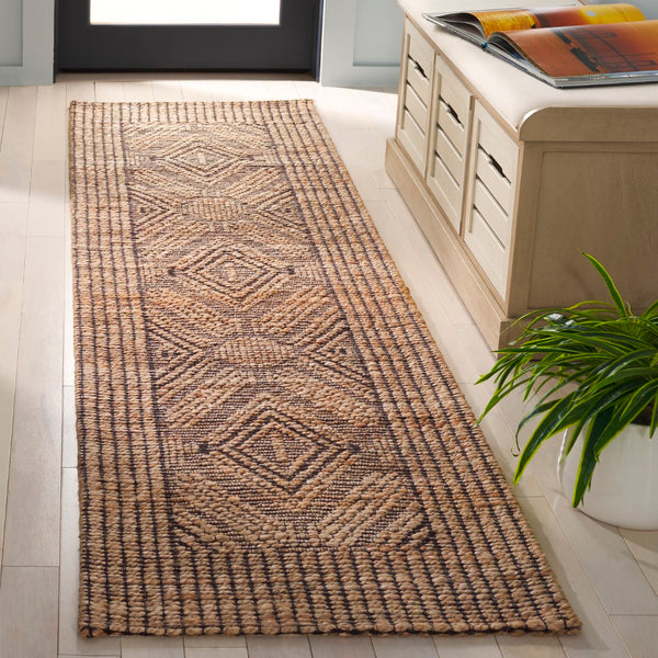 Safavieh Natural Fiber Area Rug - Elegant Geometric Design In Black & Natural Hues For Timeless Style Natural ,Black 80% Hemp,15% Cotton,5% Polyester Nf564a-4