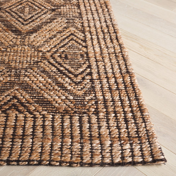 Safavieh Natural Fiber Area Rug - Elegant Geometric Design In Black & Natural Hues For Timeless Style Natural ,Black 80% Hemp,15% Cotton,5% Polyester Nf564a-4