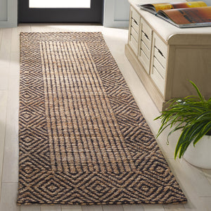 Safavieh Natural Fiber Runner Area Rug - Elegant Jacquard Weave, Eco-friendly Comfort For Hallways & Living Spaces Natural ,Brown 80% Hemp,15% Cotton,5% Polyester Nf565a-28
