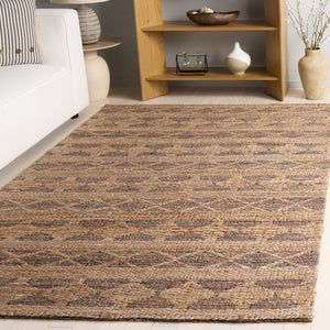 Safavieh Natural Handwoven Jacquard Jute Rug 5X8 — Coastal-Geometric Black & Natural Palette, Durable Texture 5'-0" x 8'-0" NF571Z-5