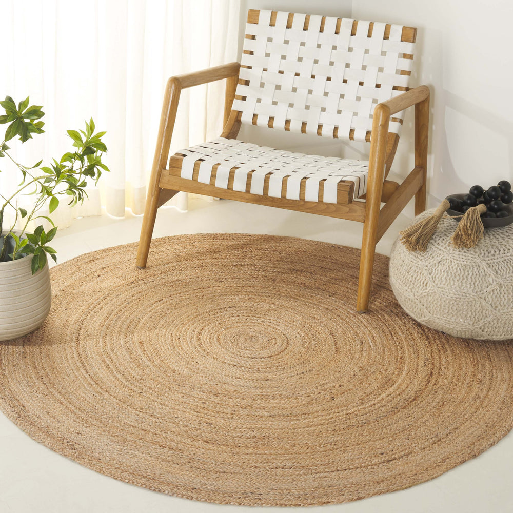 Safavieh Natural Hand Woven Jute Area Rug - Eco-friendly Round Design For Timeless Elegance In Any Space Natural Jute Nf601a-5r