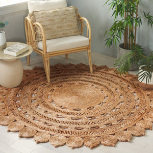 Safavieh Natural Round Jute Area Rug - Handwoven, Earthy Elegance Enhances Any Room's Aesthetic Charm Natural Jute Nf607a-6r