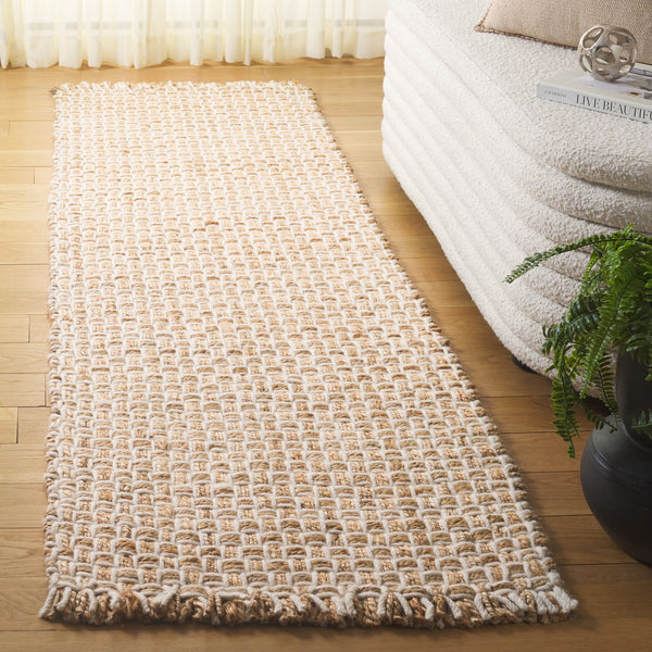 Safavieh Natural Hand Woven Area Rug - Artisanal Charm, Eco-friendly Jute & Wool, Timeless Elegance For Any Space Natural ,Ivory 60% Jute,40% Wool Nf817a-6