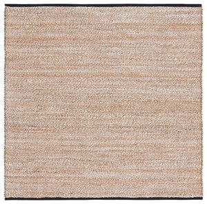 Safavieh Natural Fiber 832 Hand Woven Natural Fiber Rug Natural / Black NF832A-9