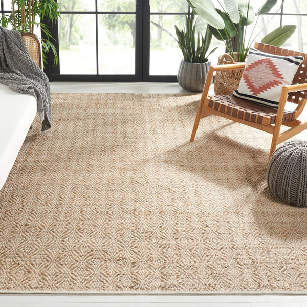 Safavieh Natural Fiber 833 Hand Woven Natural Fiber Rug Natural / Beige NF833A-9